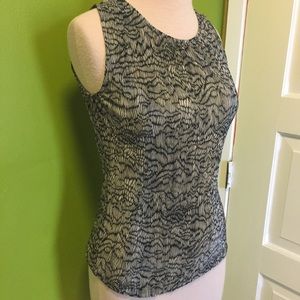 Banana Republic crinkle textured sleeveless top